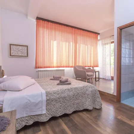Casa Botin Gasthof 3*